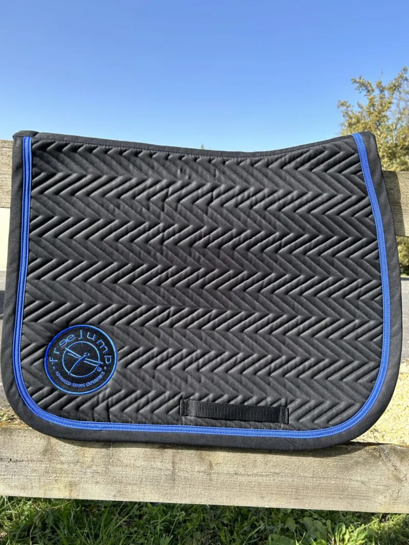 Freejump New Saddle Pad Collection-Black/Blue