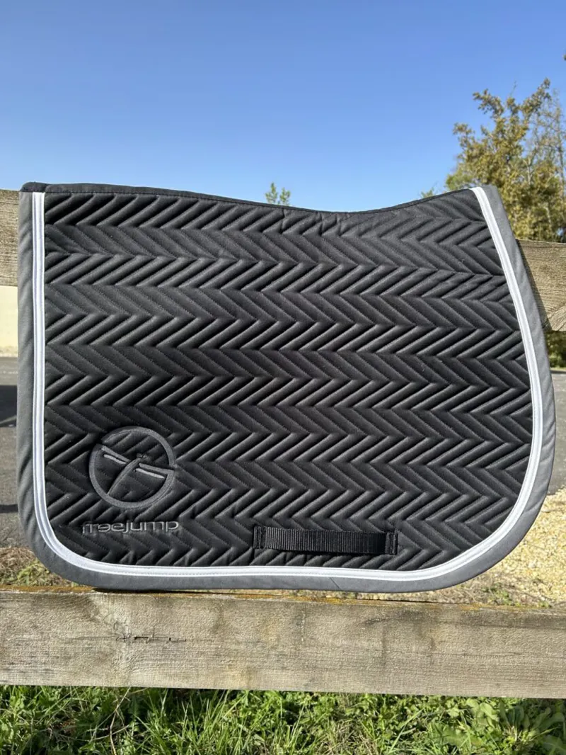 Freejump New Saddle Pad Collection-Black/Grey